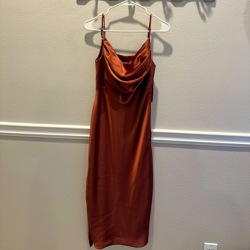 ✨BEAUTIFUL BRONZE DRESS✨